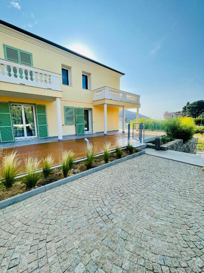 Villa Sole Arma di Taggia Eksteriør billede
